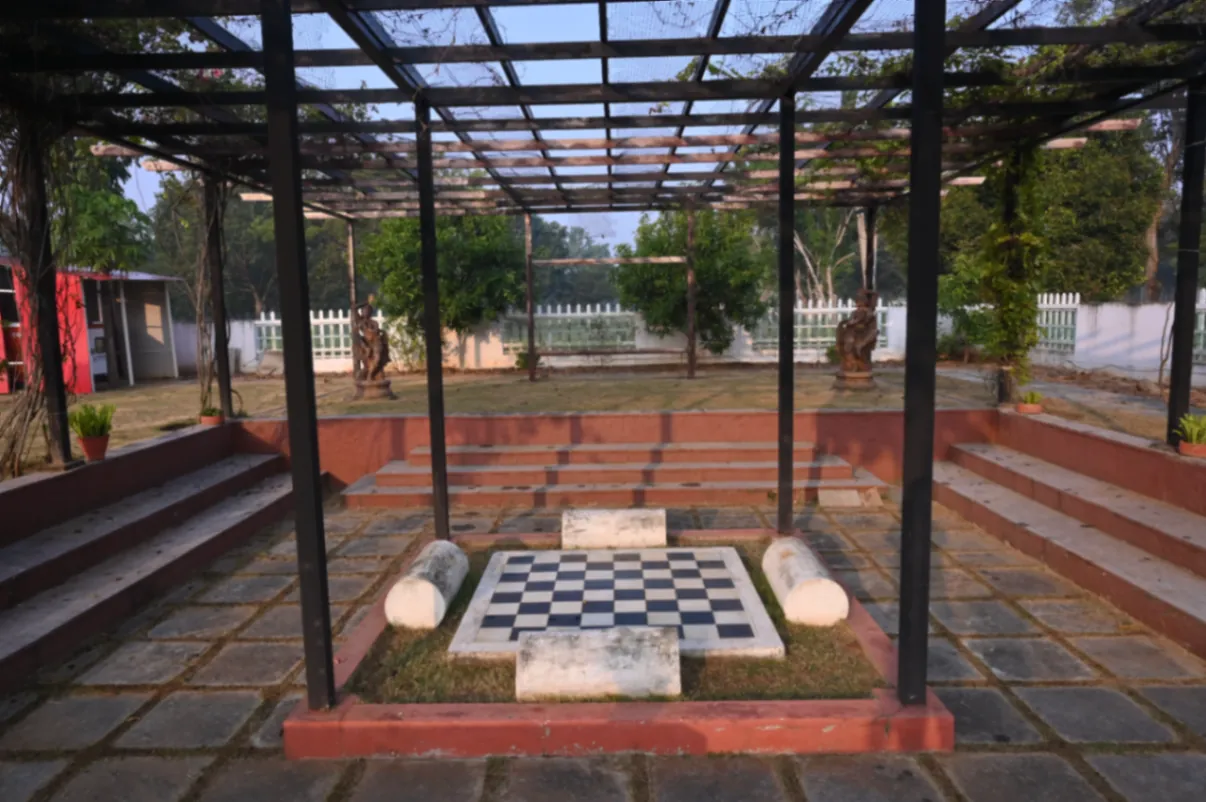 Outdoor chess board